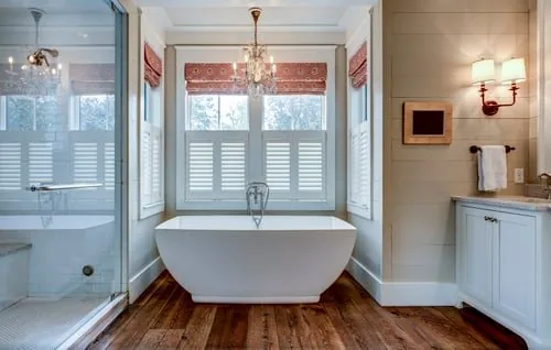 Bathroom Remodeling / Remodelación de Baños